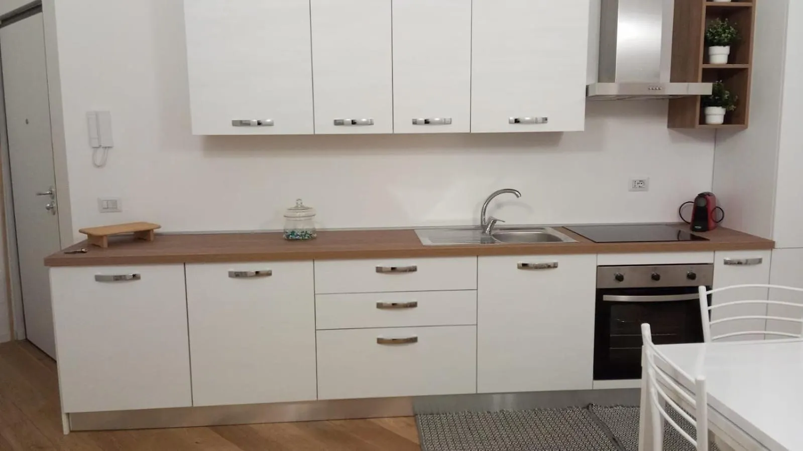 Apartment Ermes Suite Anacreonte Milan